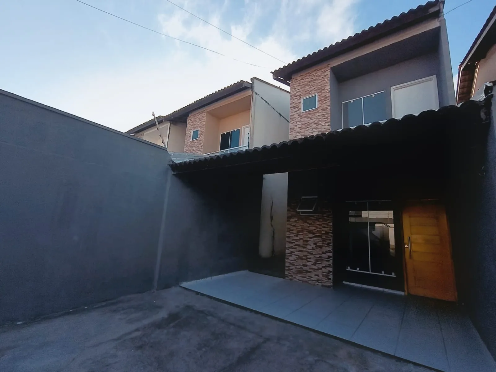 Foto do imóvel Casa Duplex 2 Quartos Ancuri Itaitinga