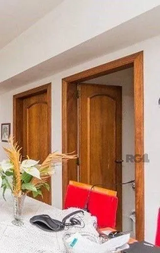 Imagem Vendo apartamento no bairro Floresta, em frente ao colégio Marista São Pedro. com 143,00m2 de área privativa