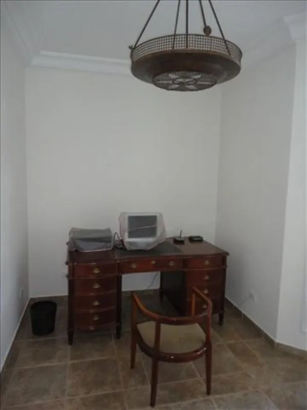 Imagem Casa Exclusiva no Cond. Residencial City Castelo com 680M²
