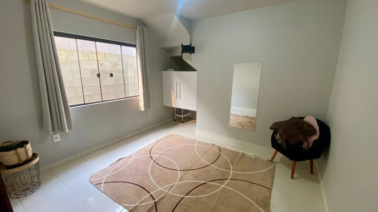Imagem Casa ampla no bairro Ambrósio em Garopaba-SC, a 5 min do centro e praias. Oportunidade!