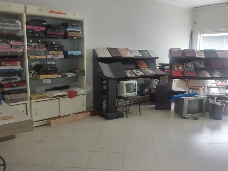 Imagem Comercial para locação 3 Quartos, 500M², Centro, Pindamonhangaba - SP