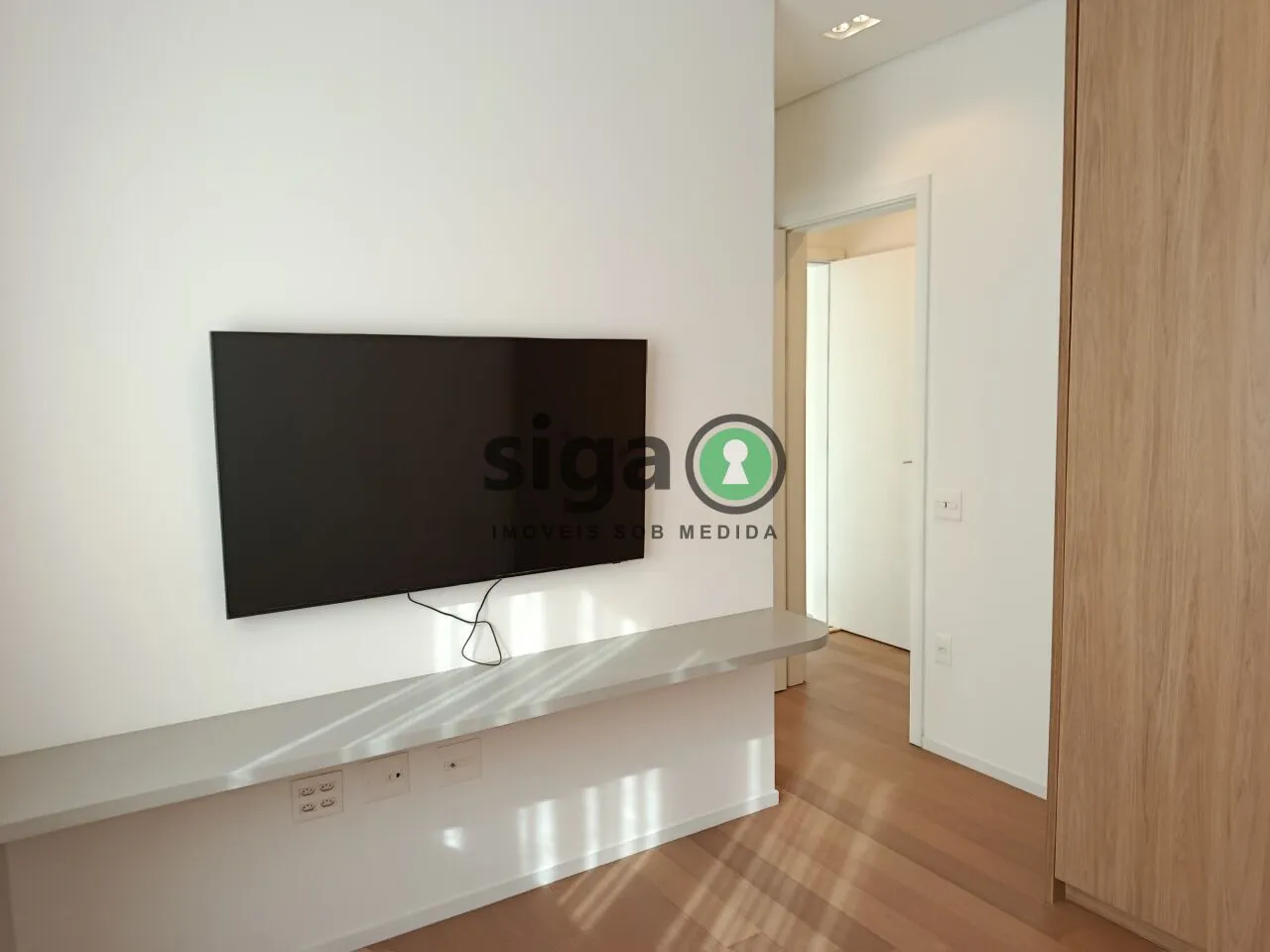 Imagem Apartamento de Alto Padrão à Venda no Itaim Bibi, Rua Macurapé, 43, 135 m², 2 Suítes, 2 Vagas