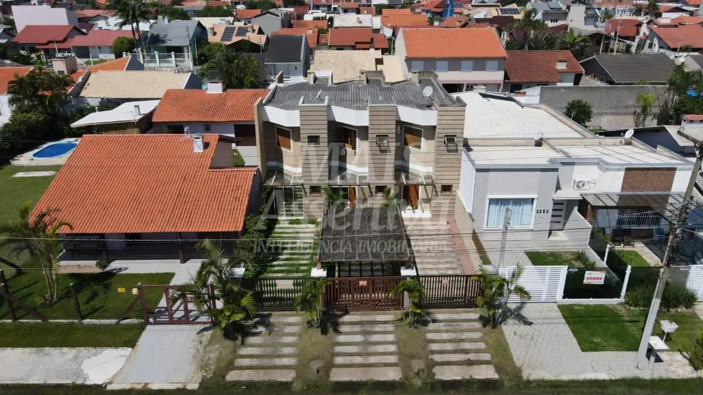 Imagem LINDO SOBRADO PARA VENDA EM IMBÉ BAIRRO CENTRO