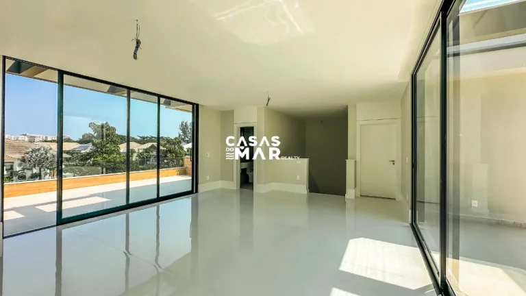 Imagem Magnífico Triplex Novíssimo no Condomínio Del Lago: Luxo, Conforto e Sofisticação em 860m²