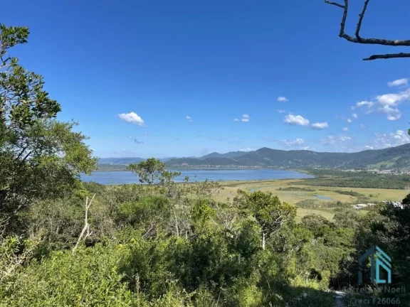 Imagem Terreno 14.600 mil m2, a venda em Garopaba na Praia do Silveira Florianópolis SC