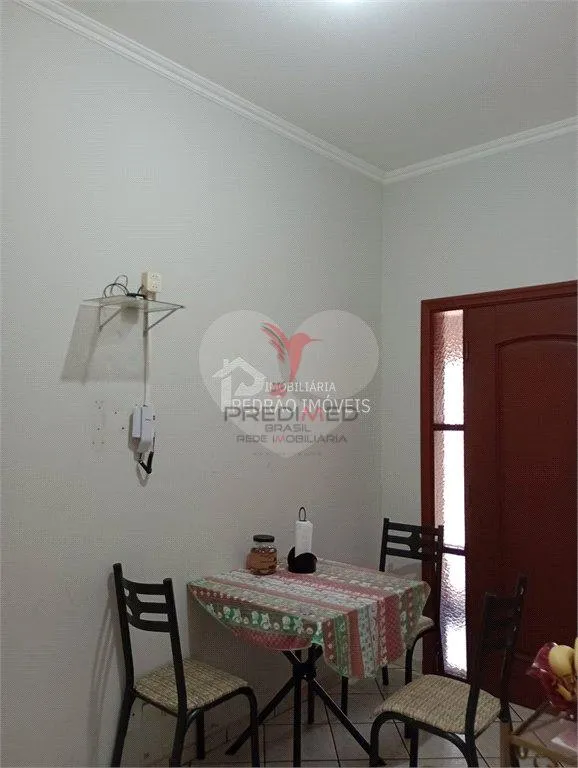 Imagem Casa de 5 quartos, 260m² no bairro Jardim Itamaraty, em Lençóis Paulista