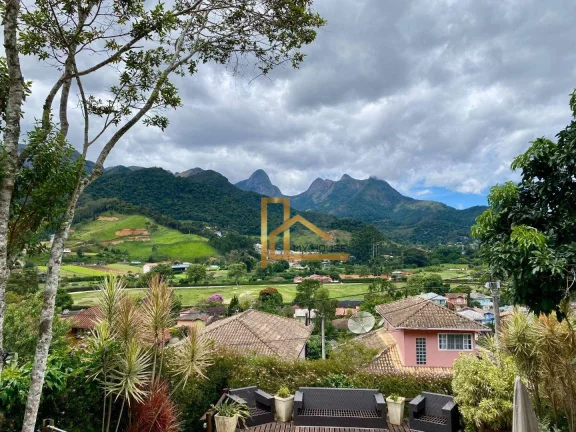 Imagem Casa de campo dentro de condomínio à venda, 188 m² - Vargem Grande - Teresópolis/RJ