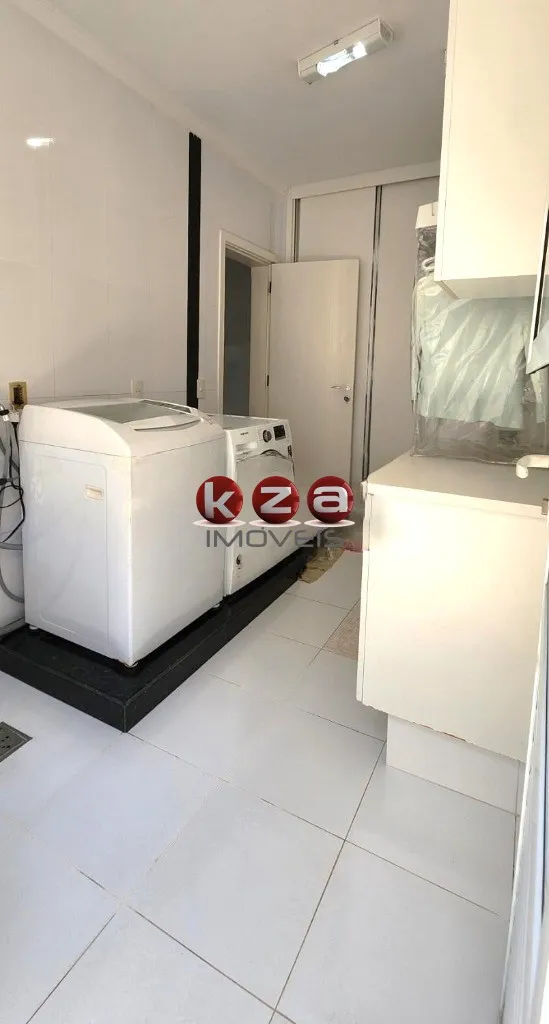 Imagem Casa de Luxo em Condomínio: 4 Quartos, 4 Suítes, 3 Salas, 5 Banheiros, 2 Vagas de Garagem, 300m² em Valinhos-SP, Jardim Recanto.