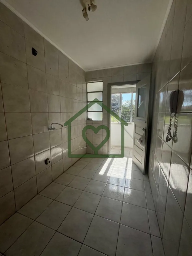 Imagem Atenção, moradores de Porto Alegre Se você está em busca de um novo lar, este apartamento no bai...