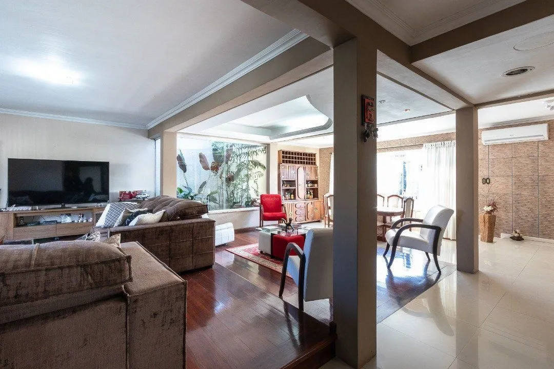 Imagem Casa para Venda - 256.5m², 3 dormitórios, sendo 1 suites, 2 vagas - Espirito Santo