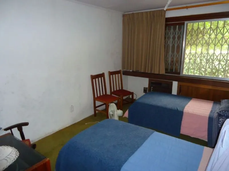 Imagem Casa para Venda - 290m², 3 dormitórios, sendo 1 suites, 3 vagas - Nonoai