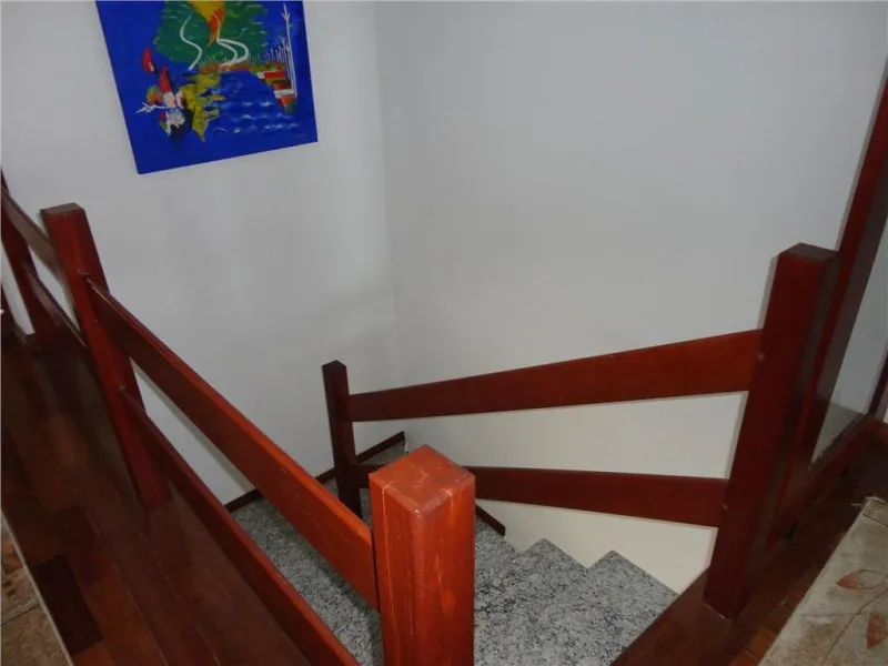 Imagem Imperdível oportunidade: Casa à venda em Valinhos-SP, Jardim Europa, 3 quartos, 1 suíte, 2 salas, 4 banheiros, 2 vagas, 330m².