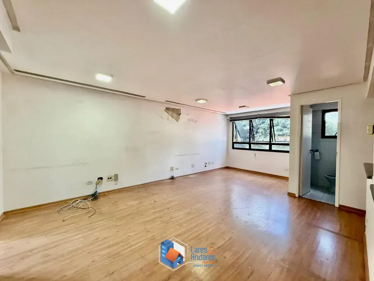 Imagem Conjunto comercial para venda em Vila Mariana, 64m²