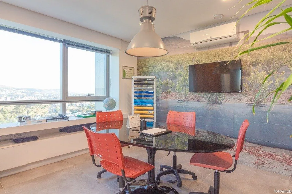 Imagem Conjunto/Sala para Venda - 106.57m², 0 dormitórios, 2 vagas - Petrópolis