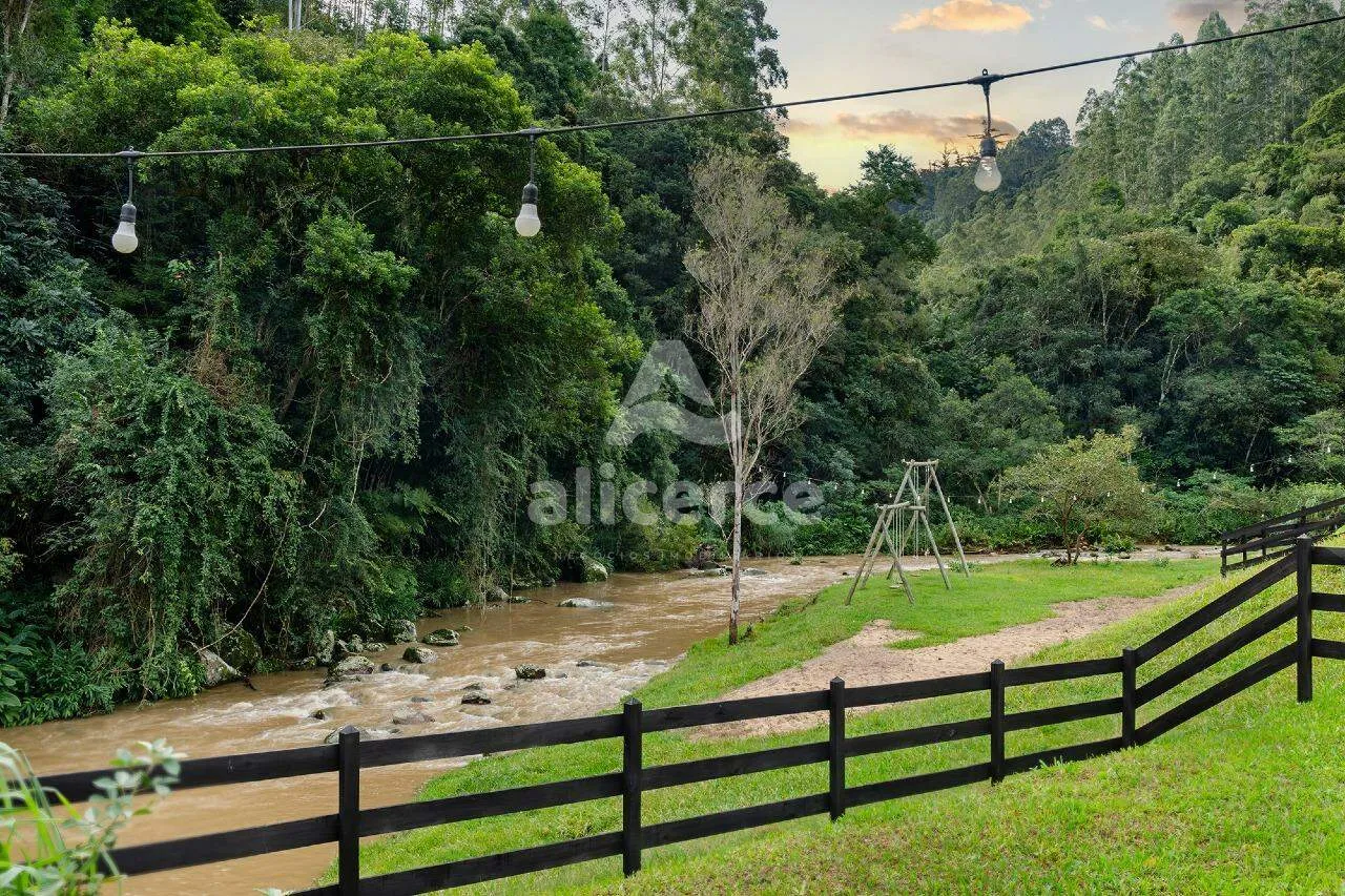 Imagem 2 Cabanas à venda com 2 quartos , 50m² em Distrito de Vargem do Cedro São Martinho