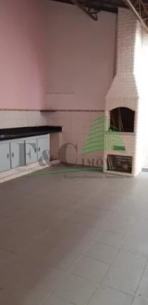 Imagem Casa para Venda em Piracicaba, Centro, 4 dormitórios, 1 suíte, 1 banheiro, 1 vaga
