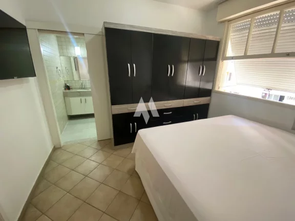 Imagem Apartamento com 139m² na Aparecida poucos metros do mar!