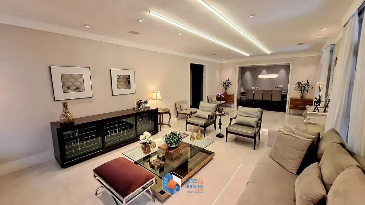 Imagem Casa para venda em Jardim Leonor com 3 quartos, sendo 3 suítes, 442m²