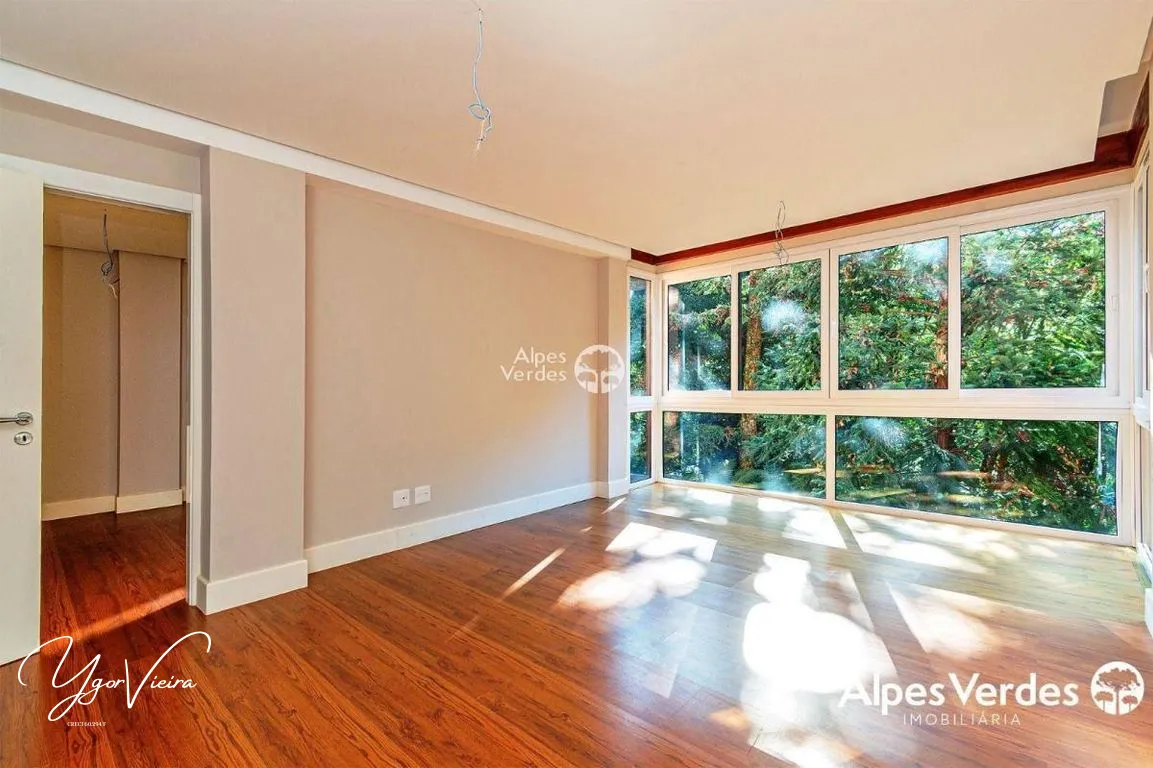 Imagem Vende-se apartamento por R$ 3.496.975,00 - Centro - Canela/RS