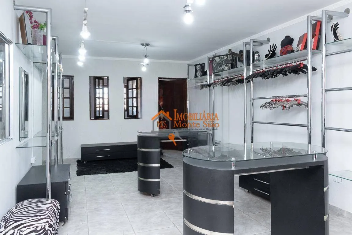 Imagem Sobrado com 4 dormitórios à venda, 300 m² por R$ 990.000,00 - Parque Continental II - Guarulhos/SP