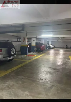 Imagem Apartamento à venda na Guilhermina, Praia Grande-SP: 2 quartos, 1 sala, 1 banheiro, 1 vaga, 70m². Confira!