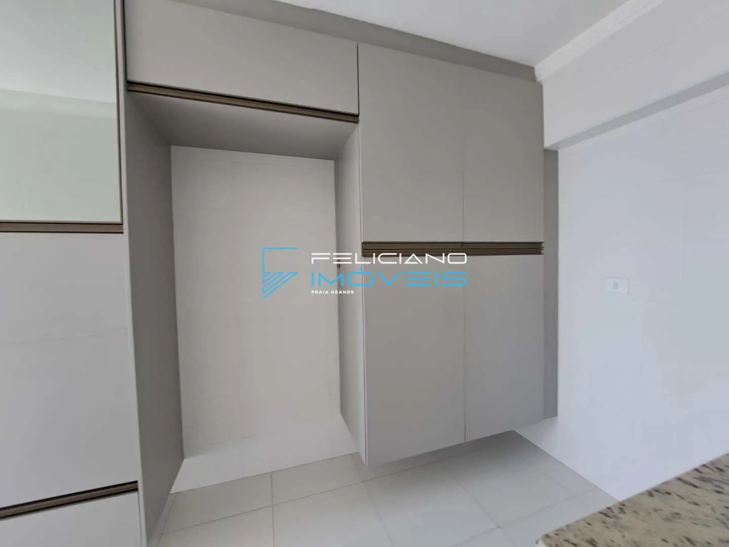 Imagem Apartamento com 2 quartos, Aviação, Praia Grande - R$ 1.1 mi, Cod: 811