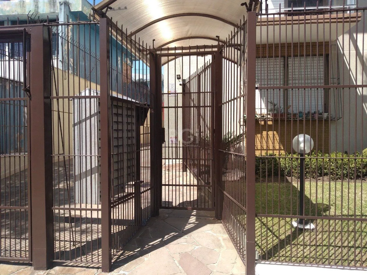 Imagem Apartamento para Venda - 66.65m², 2 dormitórios, Menino Deus, Porto Alegre