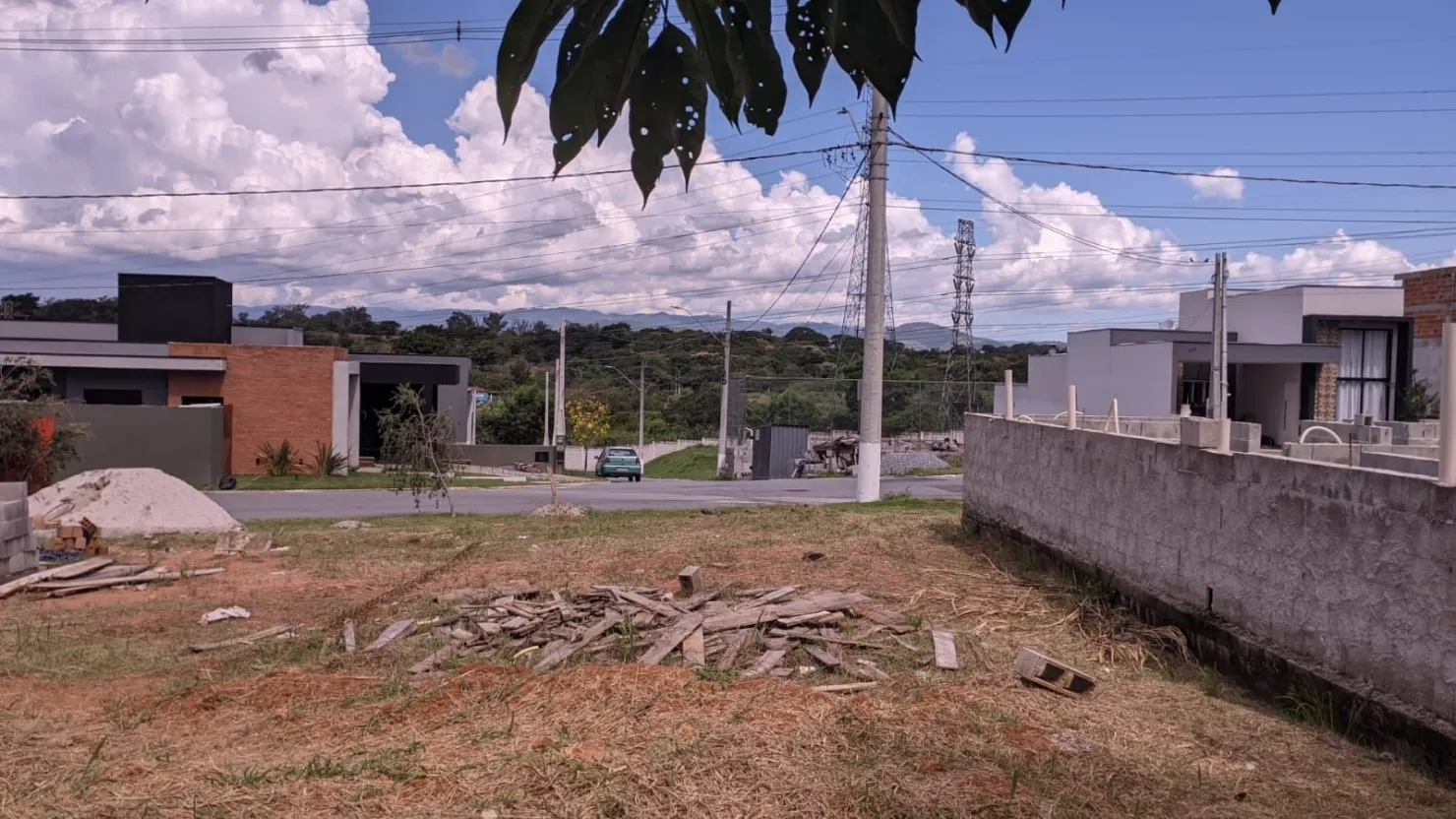 Imagem Terreno em condomínio à Venda, Parque São Domingos, Pindamonhangaba, SP