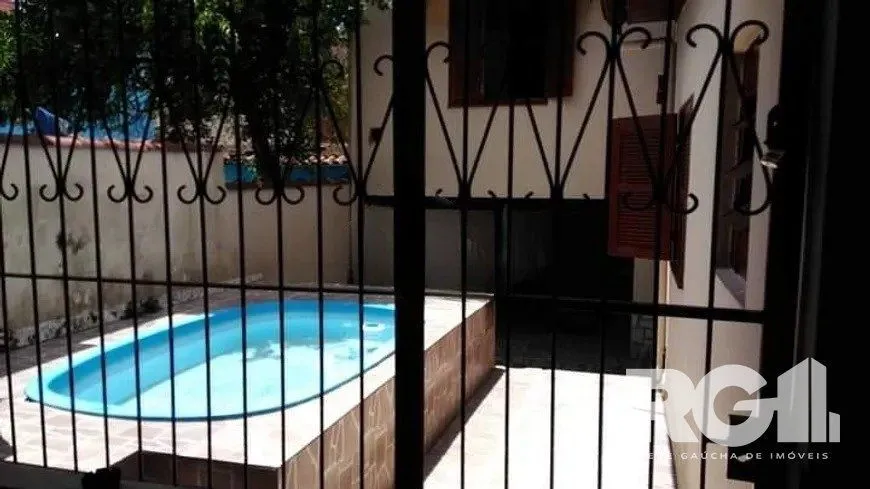 Imagem Casa Ampla com Piscina e 4 Dormitórios no Rubem Berta