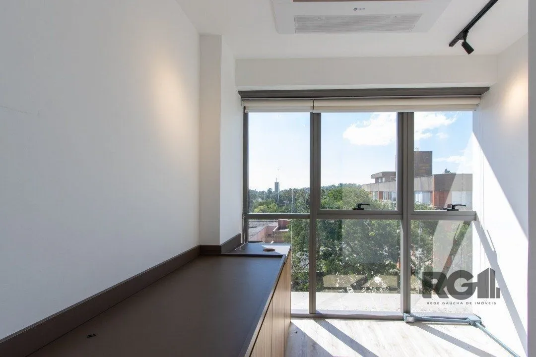 Imagem Conjunto/Sala para Locação/Aluguel - 33.28m², 0 dormitórios, 1 vaga - Tristeza