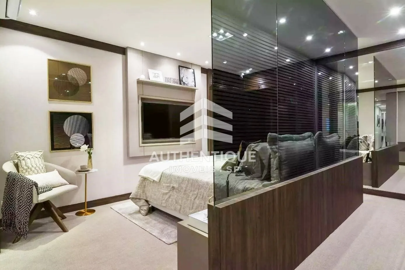 Imagem 1300 Jurupis Moema - Apartamento à venda em São Paulo/SP