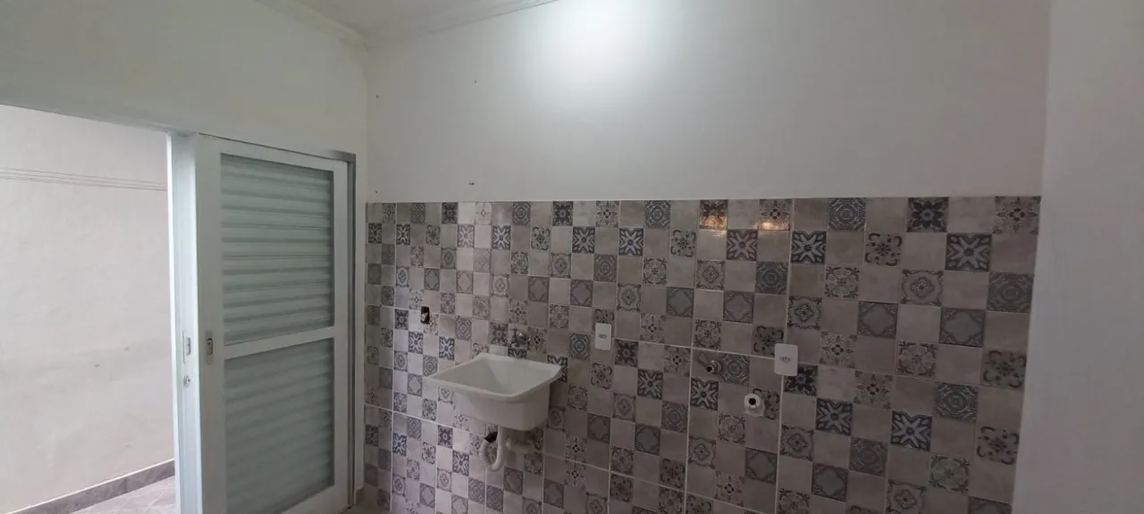 Imagem Sobrado fica no Jd. Montreal- Sorocaba 03 dorm-suíte-closet-escritorio