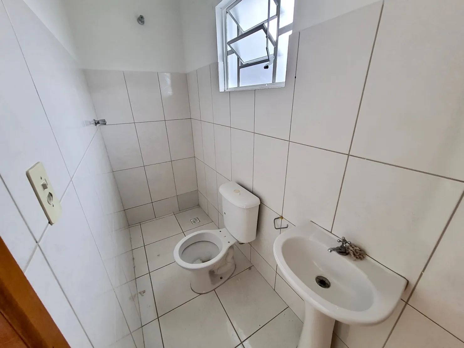 Foto do imóvel Comercial para Locação 103M², Residencial Novo Horizonte, Taubaté - SP