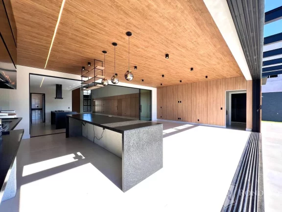 Imagem Casa T?(C)rrea Luxuosa, 4 suítes, piscina aquecida e espaço gourmet completo.