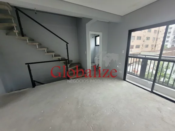 Foto do imóvel TRIPLEX COM 02 DORMITÍRIOS SENDO 02 SUÍTES, R$750.000,00, DENTRO DE UM VILLAGIO BEM FAMILIAR, ÓTIMA LOCALIZAÇÃO, AMPLA SALA E POSSUI UM SOLÁRIO