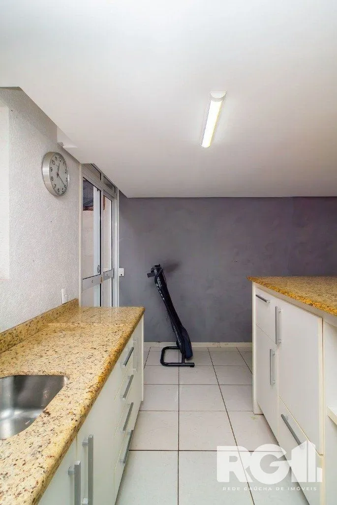 Imagem Casa em condomínio com 3 dormitórios, suíte, espaço gourmet.