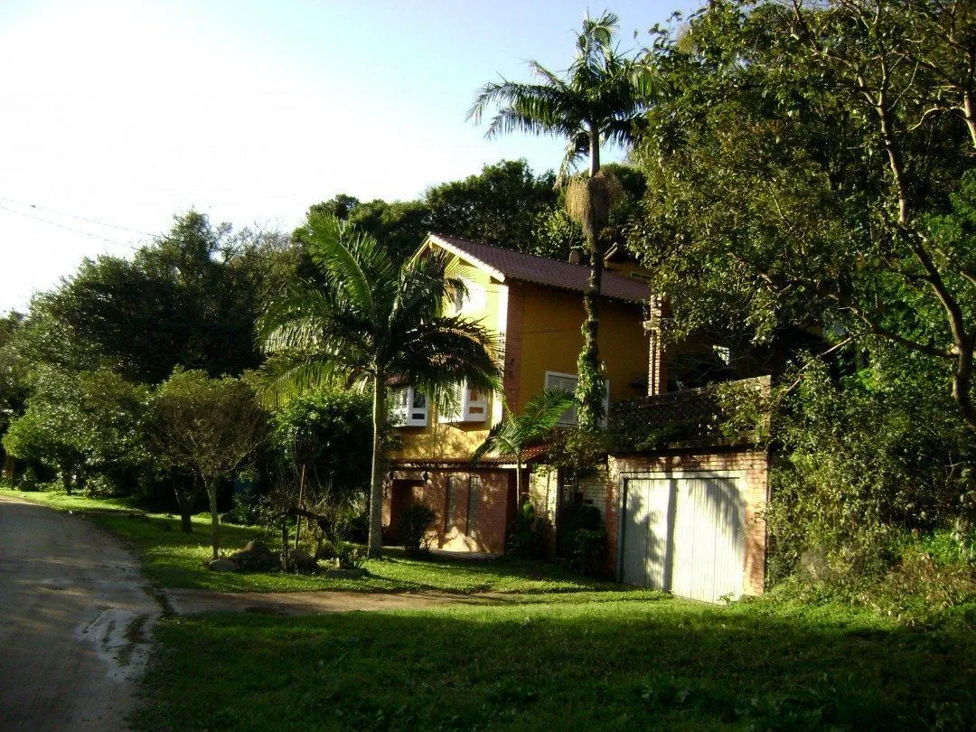 Imagem Casa em Belém Novo