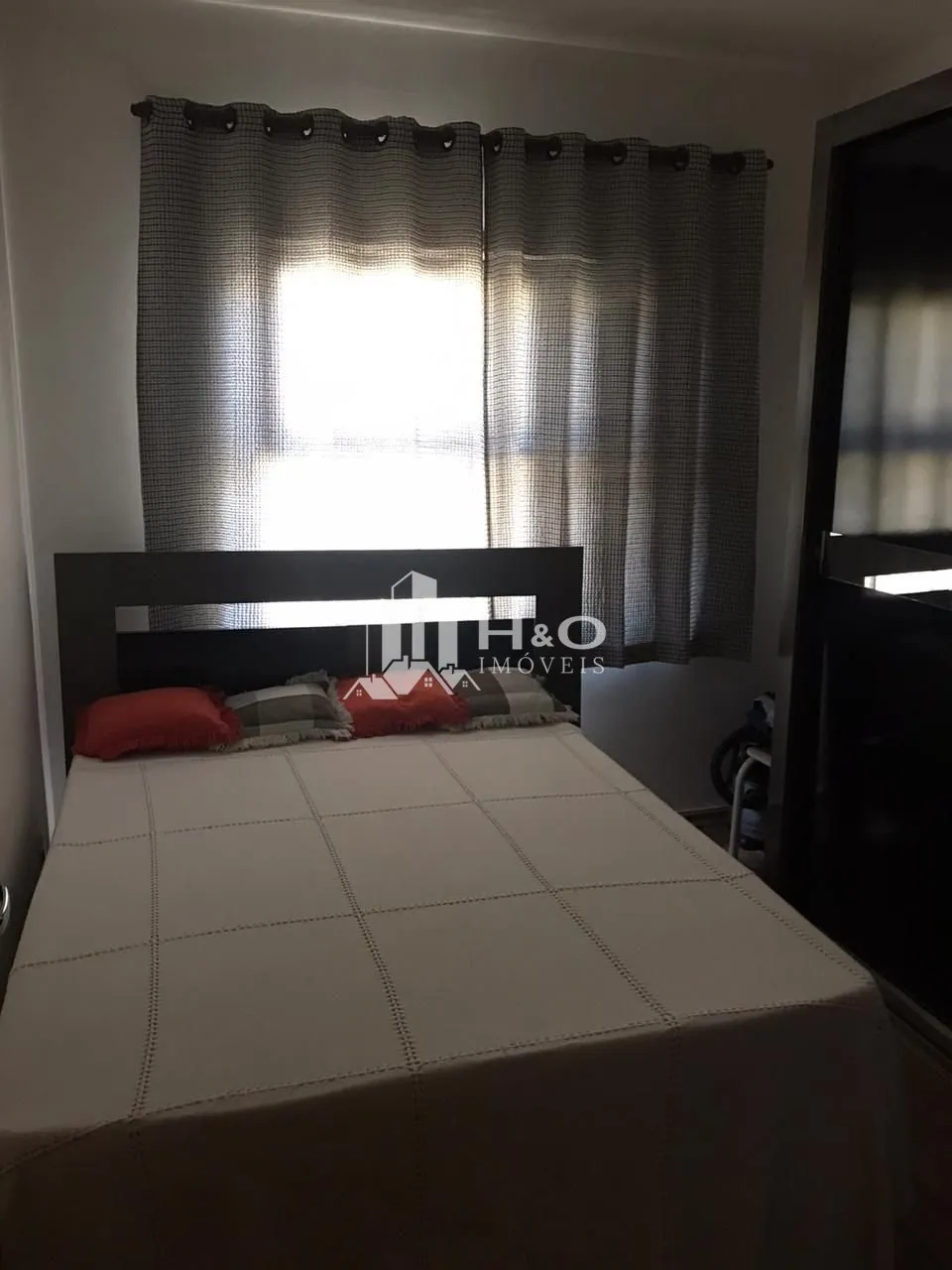 Imagem Sobrado em Condomínio Fechado à Venda na Vila Granada - 154m² de Área Útil