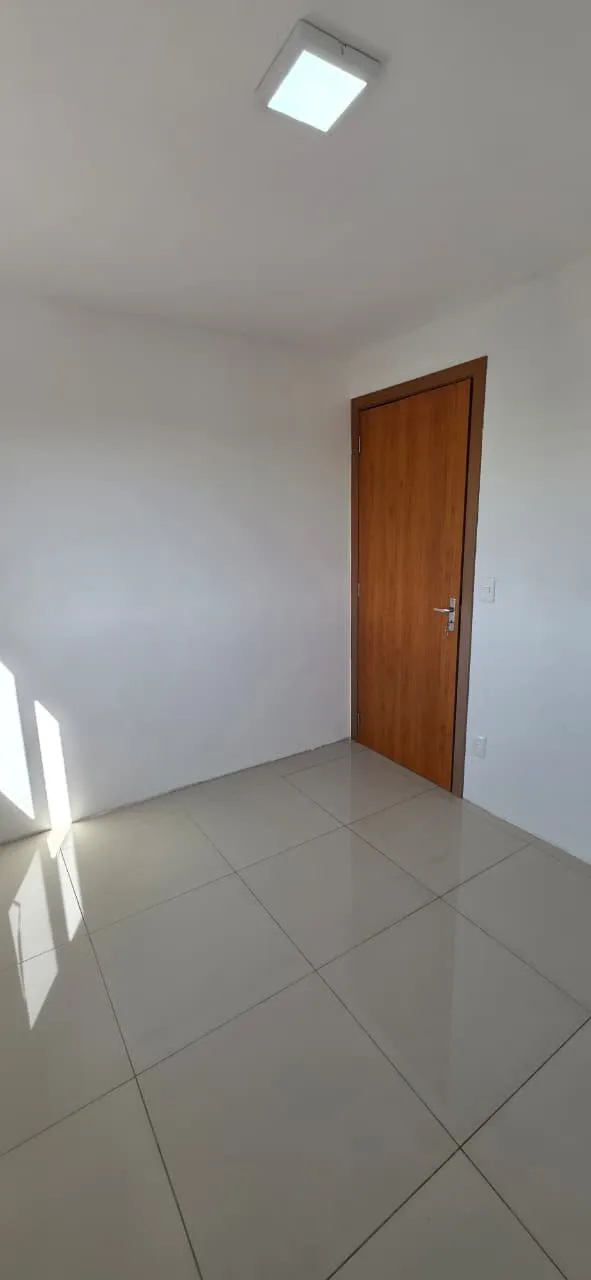 Imagem APARTAMENTO SEMIMOBILIADO À VENDA EM CANOAS