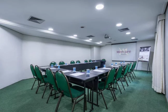 Imagem Flat disponível para venda no Mercure São Paulo Pinheiros Hotel, com 28m², 1 dormitório e 1 vaga de garagem