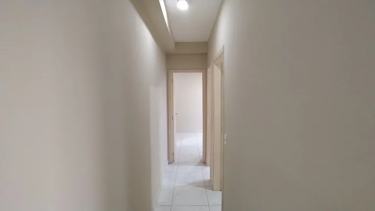 Imagem Apartamento com 59 m² com sala 2 ambientes, cozinha com armário, 2 dormitórios sendo 1 suíte, ba...