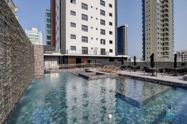 Imagem Apartamento Zona Central para Venda em Balneário Camboriú, CENTRO, 4 dormitórios, 4 suítes, 5 banheiros, 3 vagas