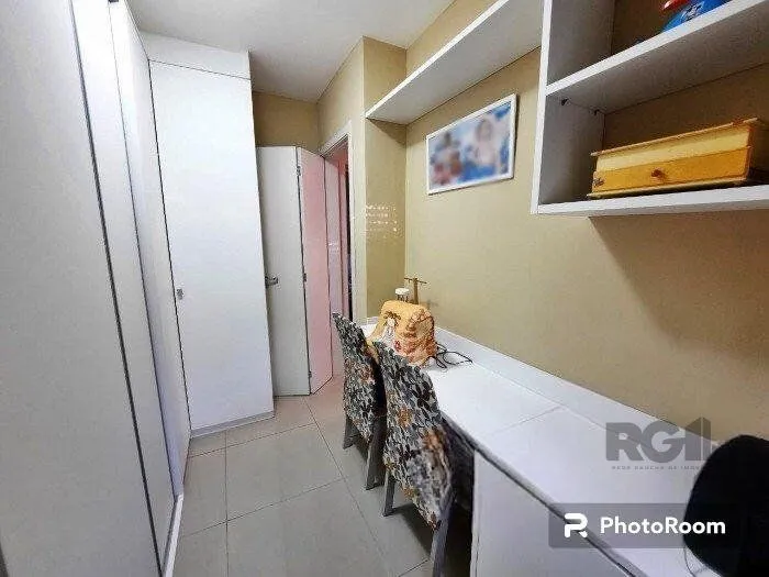 Imagem APARTAMENTO | 02 DORMITÓRIOS | 01 VAGA | SEMI MOBILIADO | CAVALHADA | ZONA SUL