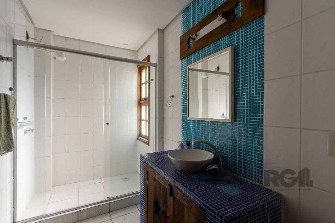 Imagem Casa para Venda - 380m², 4 dormitórios, sendo 1 suites, 4 vagas - Vila Assunção