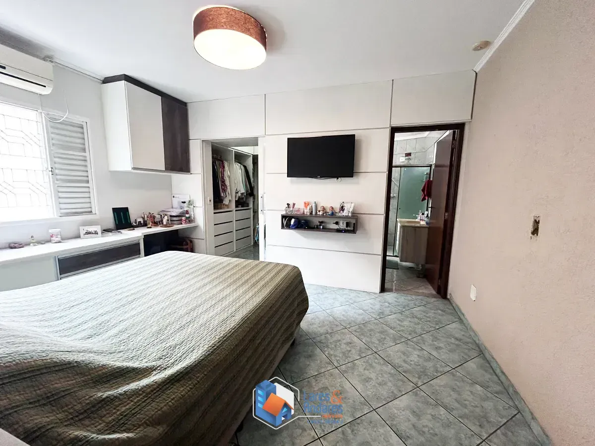 Imagem Sobrado para venda em Vila Alpina com 3 quartos, sendo 1 suíte, 187m²