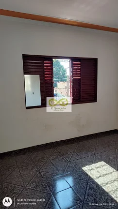 Imagem Magnífica Casa à Venda em Campinas-SP, Jardim São Gonçalo: 3 Quartos, 1 Suíte, 6 Vagas de Garagem, 230m² Área.