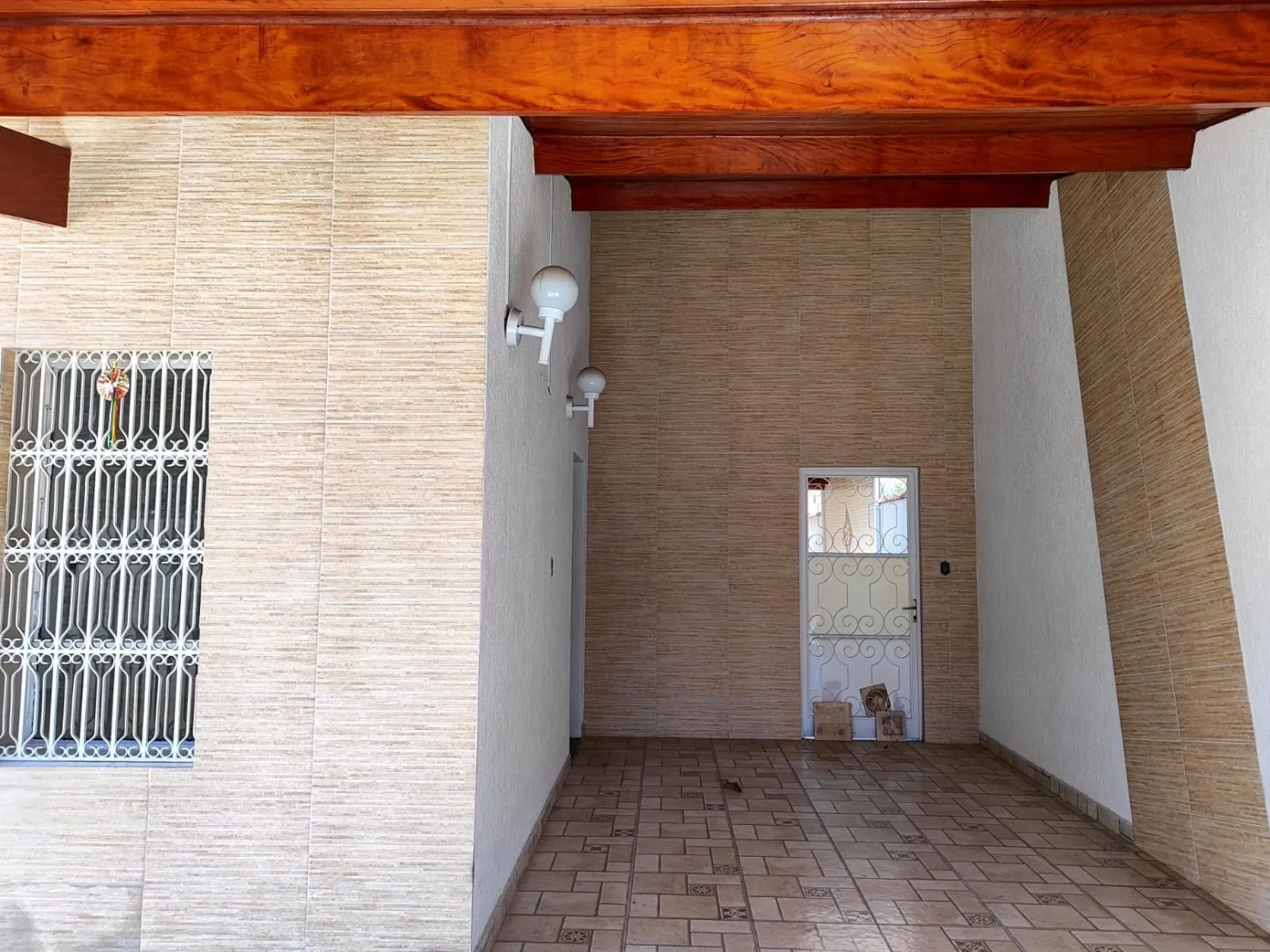Imagem Casa à venda 3 Quartos, 1 Suite, 4 Vagas, 300M², Aterrado, Tremembé - SP