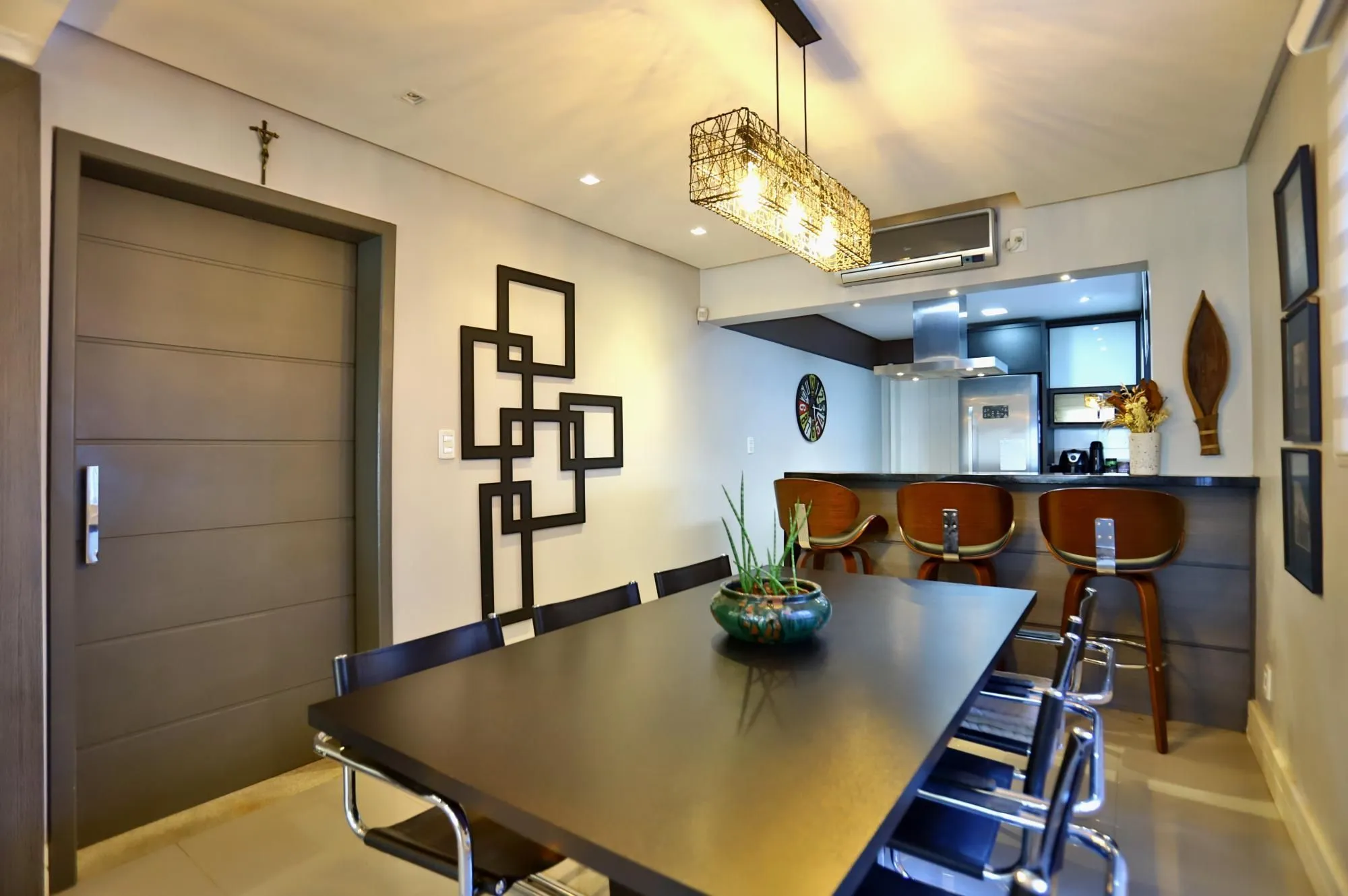 Imagem Casa mobiliada com suíte, patio e espaço gourmet completo