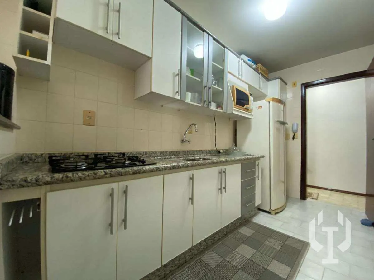 Imagem Apartamento à venda em Itapema, Meia praia, com 2 quartos, 70m2