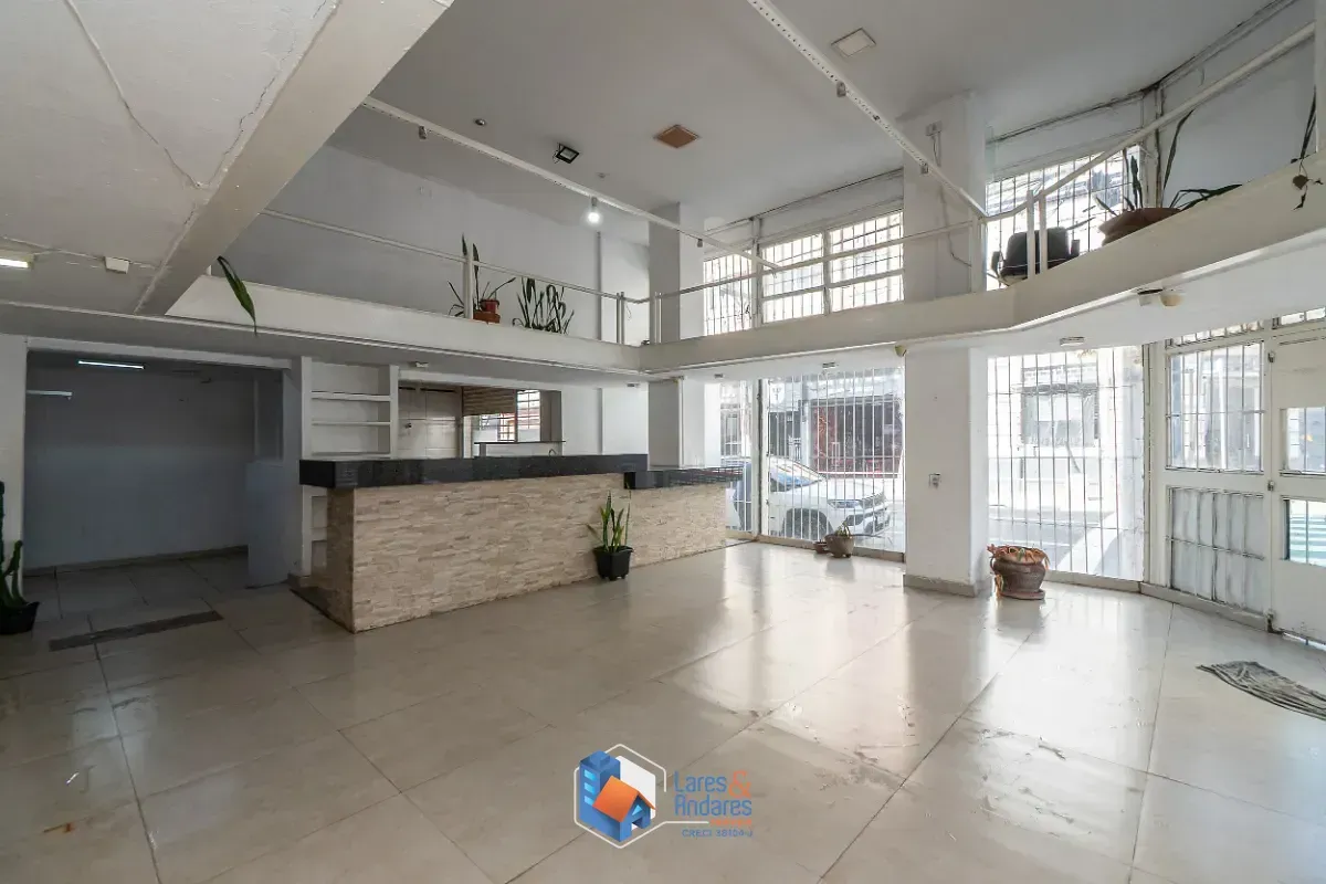 Foto do imóvel Casa para venda e locação em Ipiranga com 11 quartos, 534m² em Rua Silva Bueno